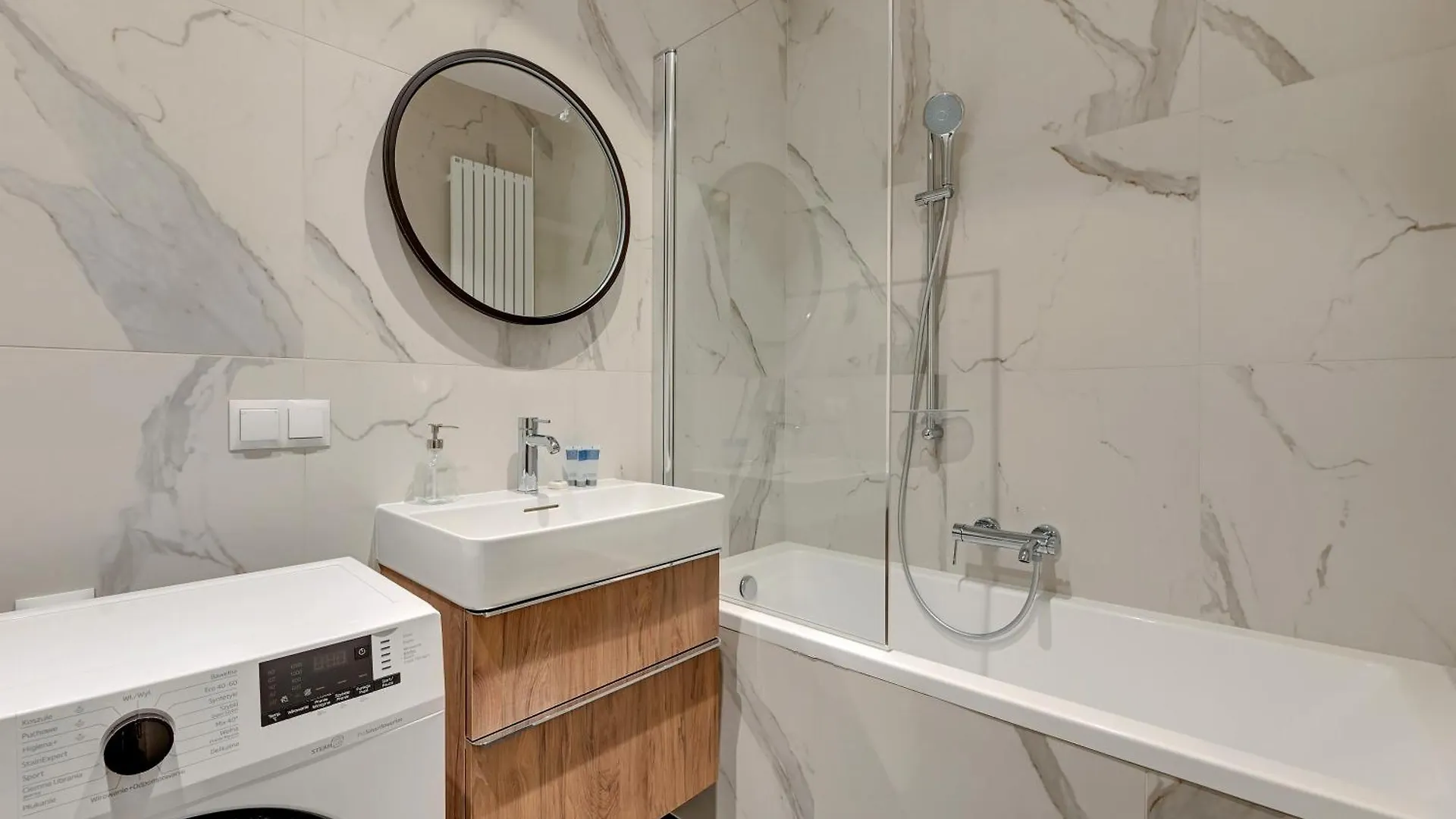 Scala Apartments By Blue Mandarin Gdansk 0*,